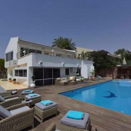 Villa With Heated Pool And Jacuzzi Sea View 300M Front Of The Beach Eilat Dış mekan fotoğraf