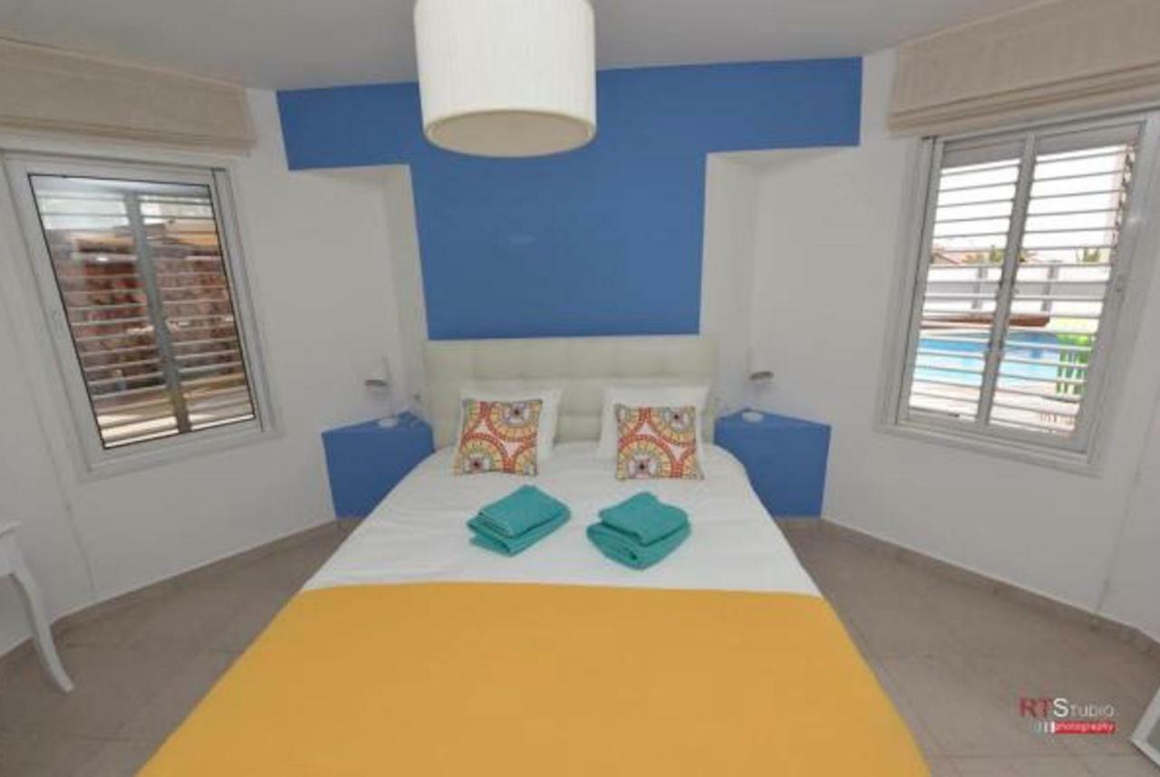 Villa With Heated Pool And Jacuzzi Sea View 300M Front Of The Beach Eilat Dış mekan fotoğraf