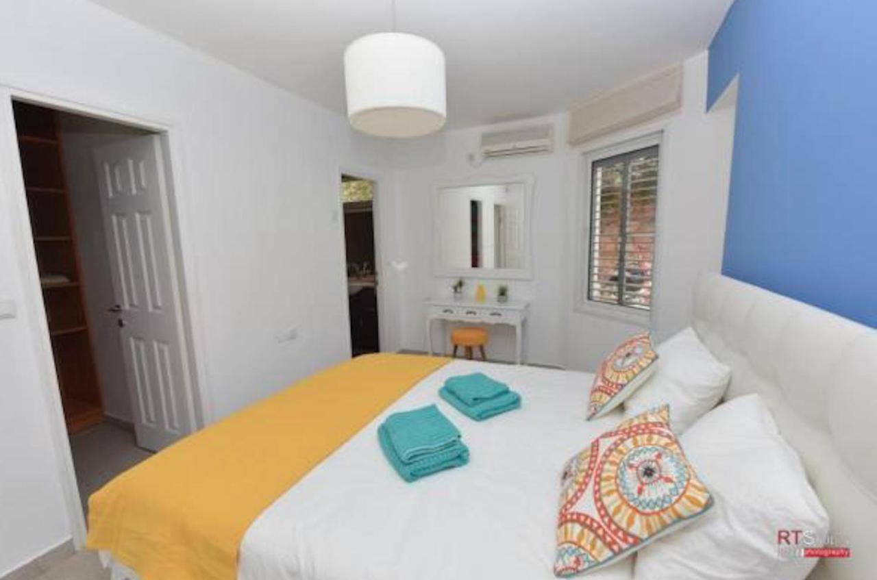 Villa With Heated Pool And Jacuzzi Sea View 300M Front Of The Beach Eilat Dış mekan fotoğraf